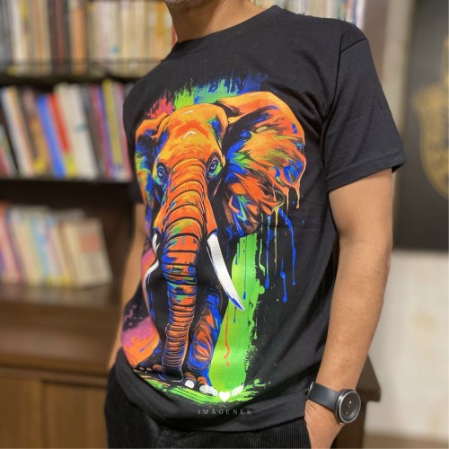 Polo para varón de algodón con estampado de elefante